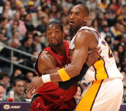 发球违例 发球违例