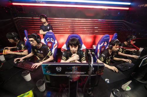 是简单的技 是简单的技