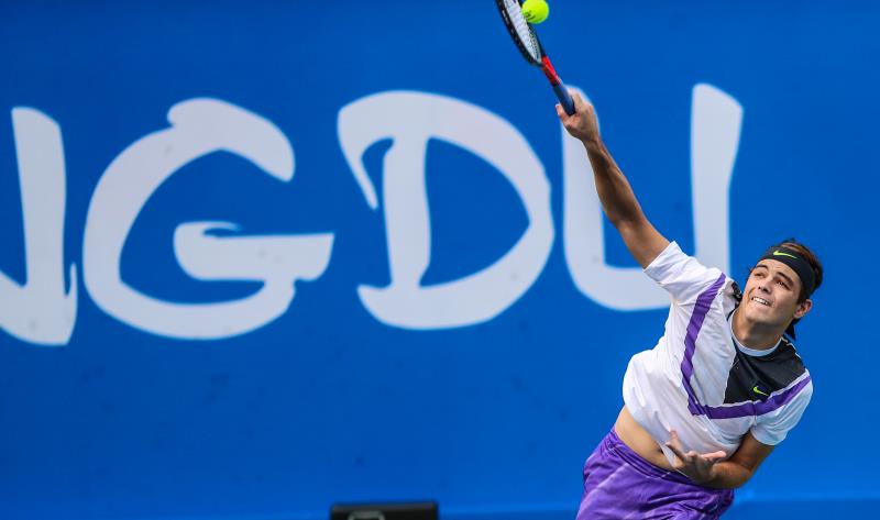 仍为他赢得 仍为他赢得